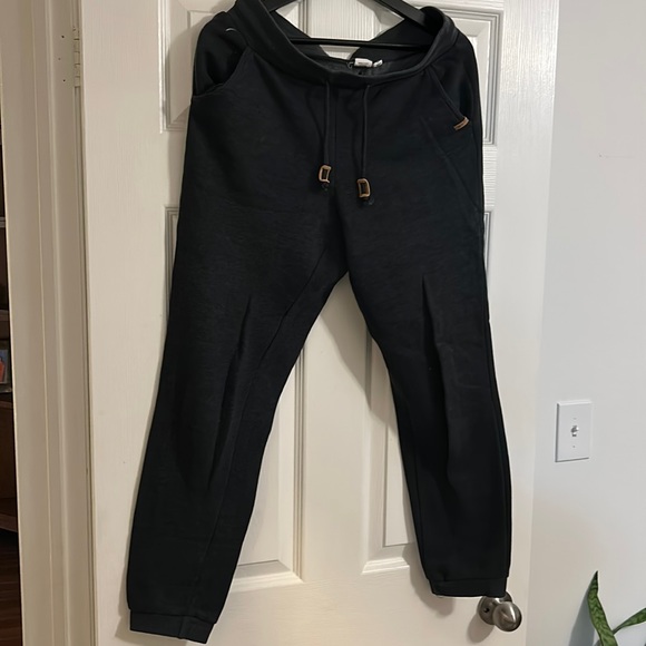 Tentree joggers - Picture 1 of 3